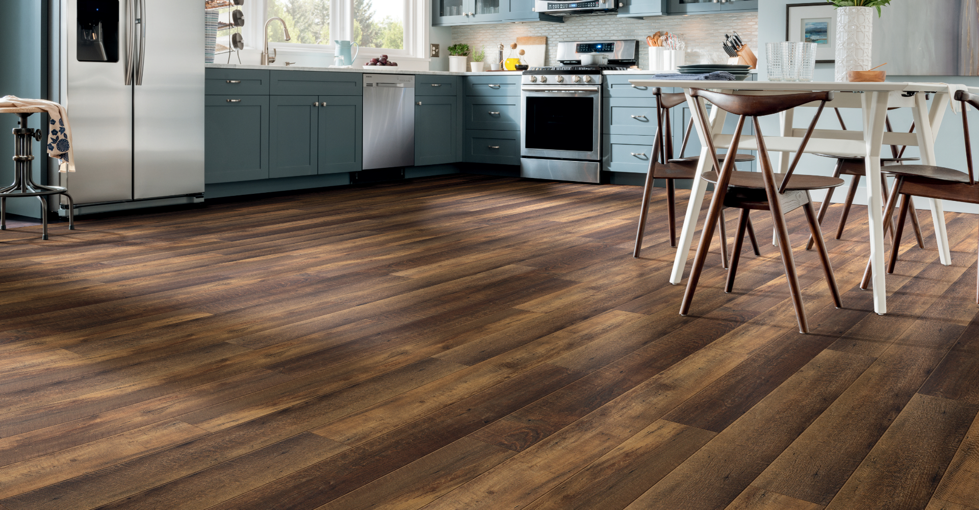 The first step to beautiful new floors is free, book your free estimate